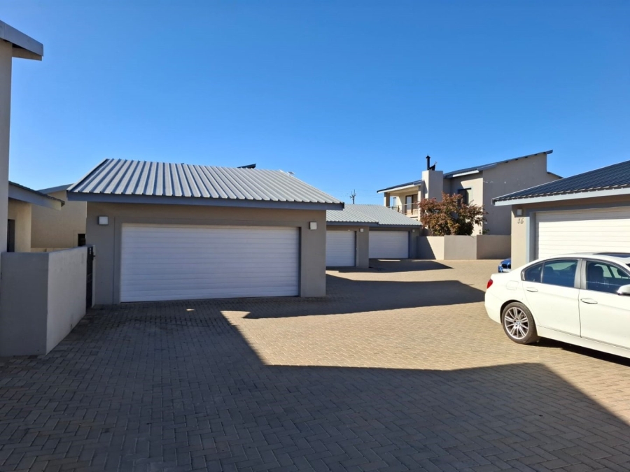 2 Bedroom Property for Sale in Groenvlei Sh Free State